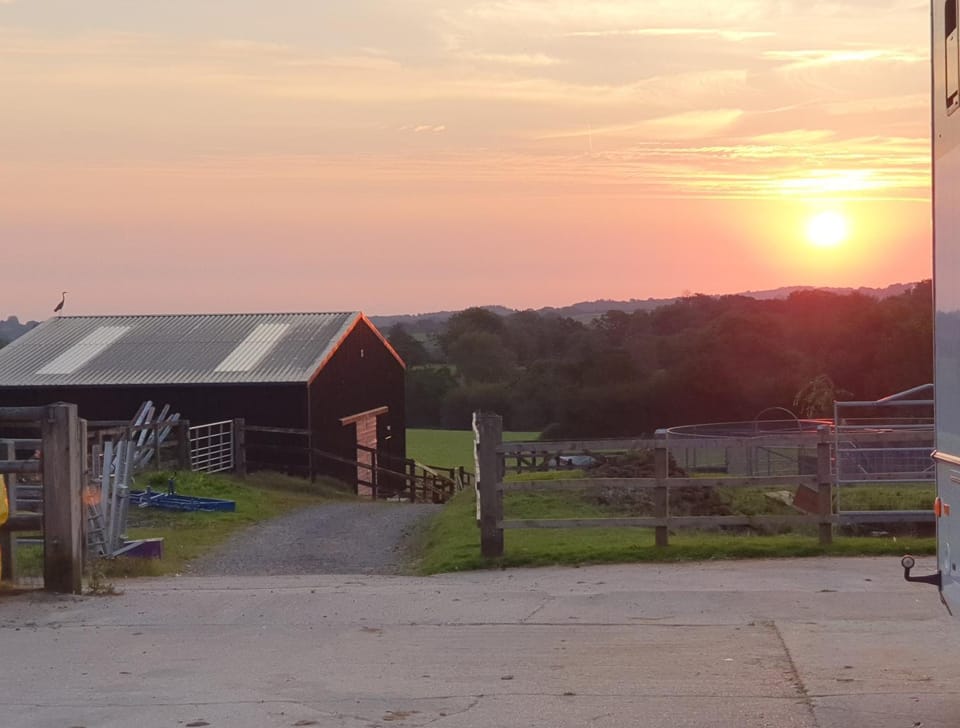 Knapp Farm Glamping Puki Pod Campground/ 
RV Resort in South Somerset District