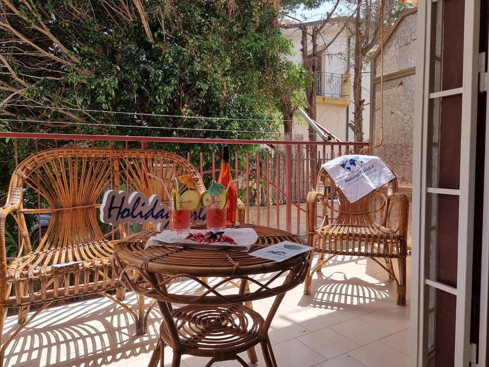 Balcony/Terrace, Dining area