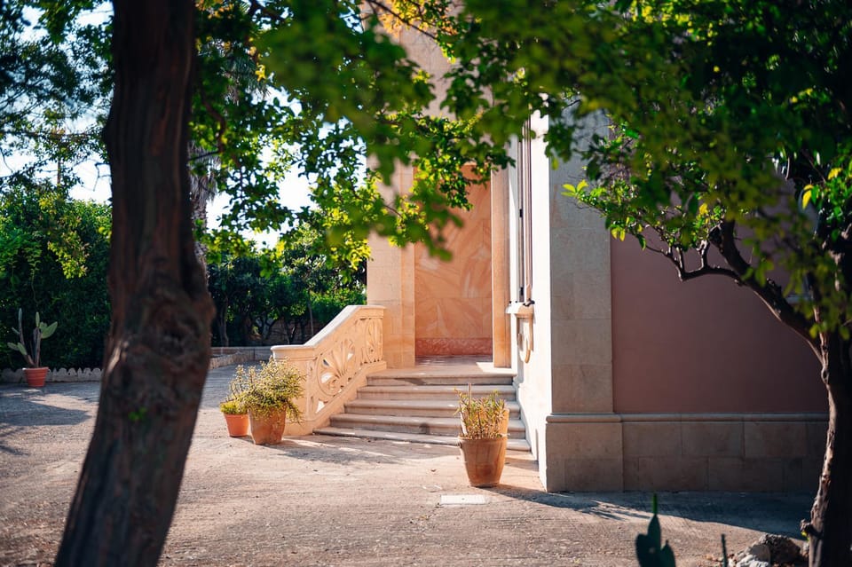 Property building, Day, Natural landscape