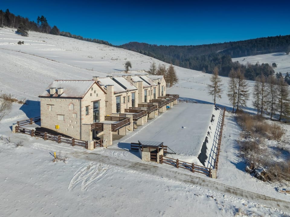 Property building, Winter