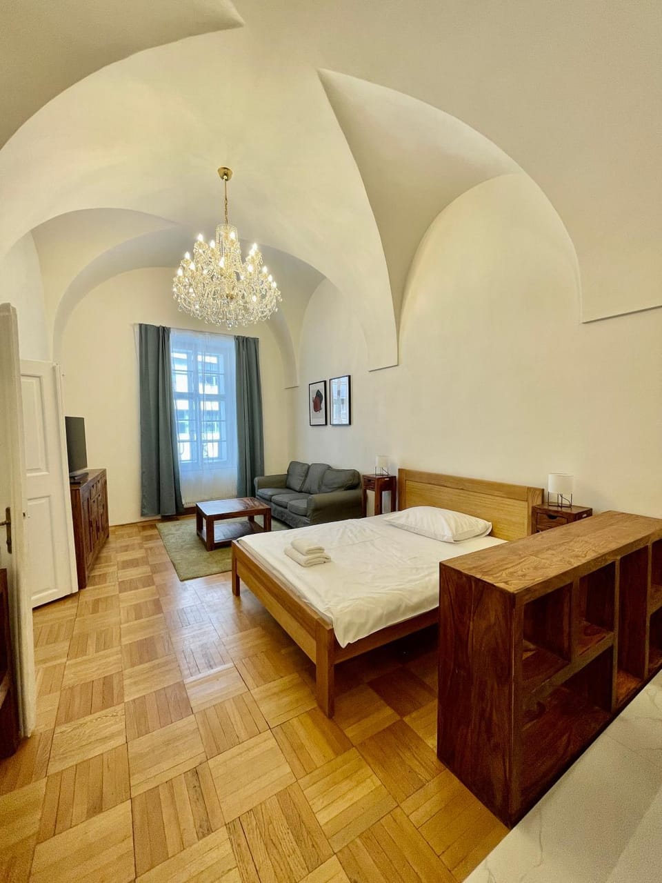 Bed, Living room, Seating area, Bedroom