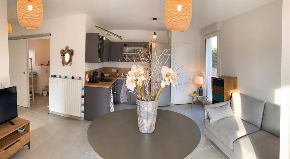 Appartement charmant à Six-Fours-les-Plages avec jardin Apartment in Six-Fours-les-Plages