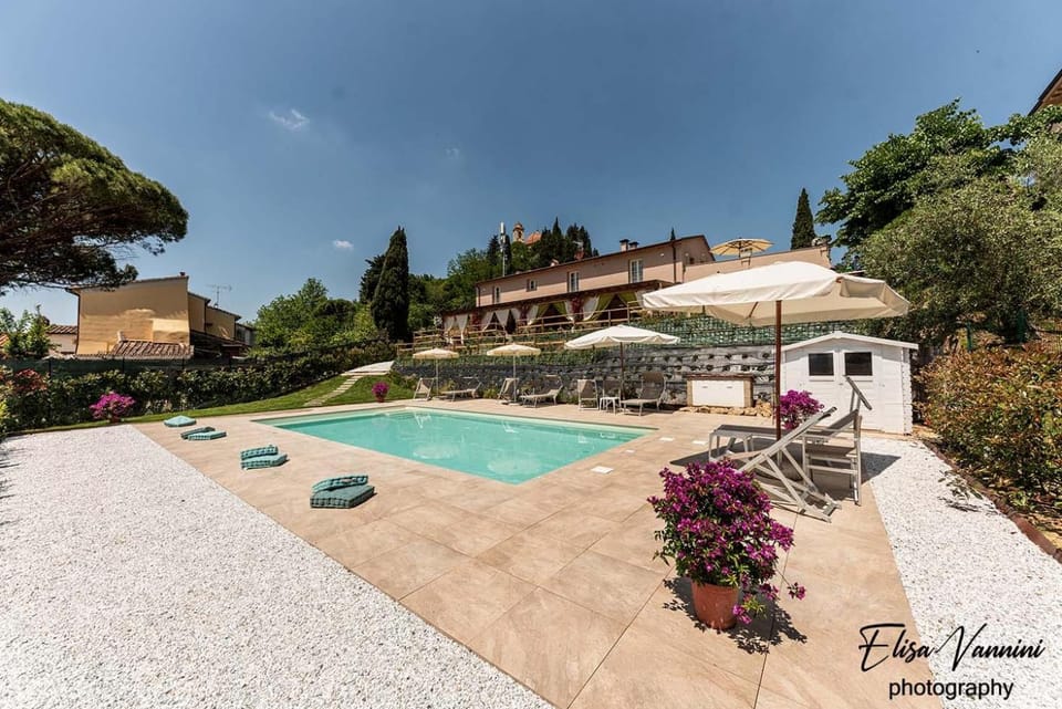 Property building, Spring, Garden, Pool view, sunbed