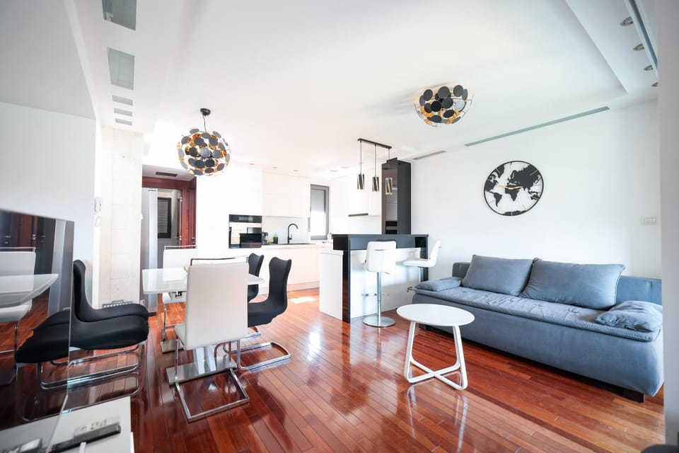 Kitchen or kitchenette, Living room, Dining area