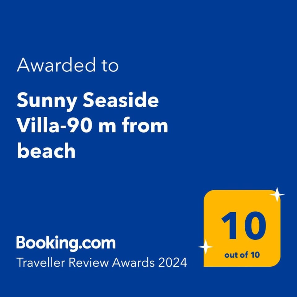 Sunny Seaside Villa-90 m from beach Villa in Halkidiki