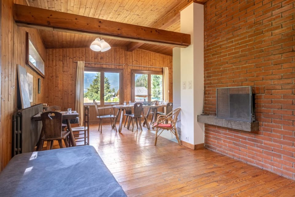 Rustic chalet with gardening Mont Blanc View Chalet in Les Houches