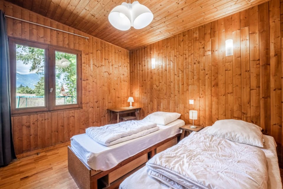 Rustic chalet with gardening Mont Blanc View Chalet in Les Houches