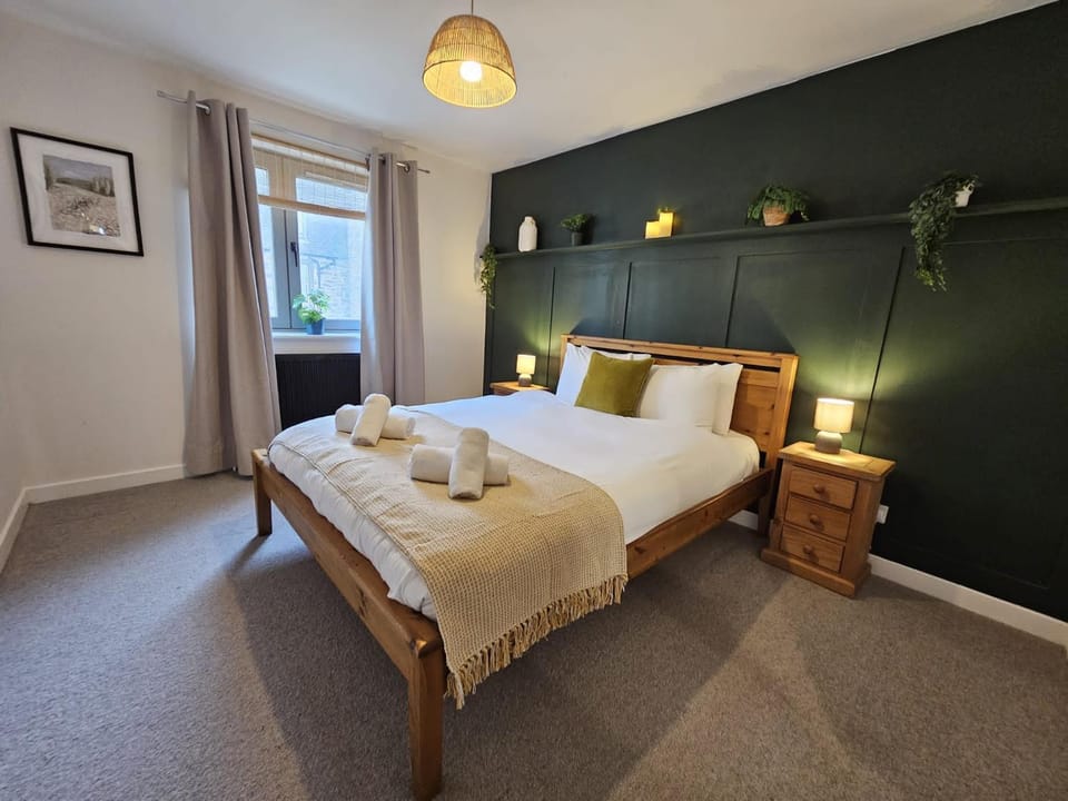 Rooftop Retreat Apartment in Edinburgh