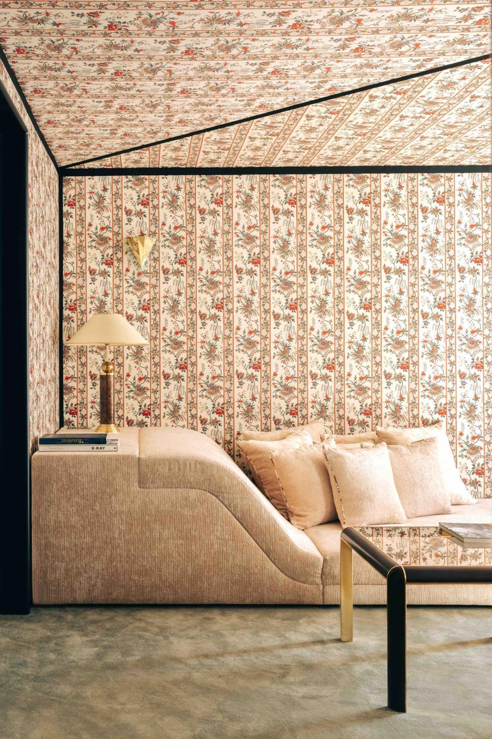 Living room, Decorative detail