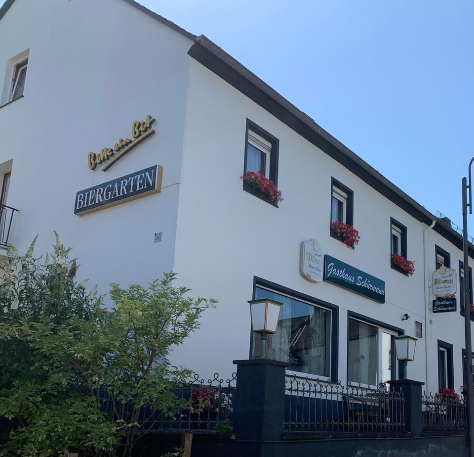 Gasthaus Üdersdorf Hotel in Vulkaneifel