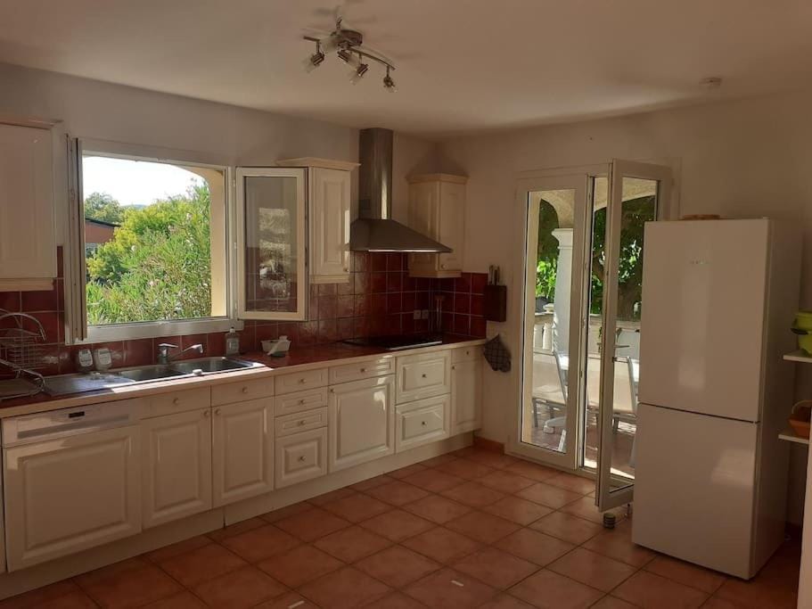 Belle villa entre garrigue et rivière House in Occitanie