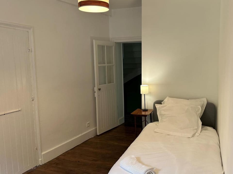 Maison de charme à Jaligny-sur-Besbre, 4 chambres, jardin, draps & ménage inclus - FR-1-489-459 House in Auvergne-Rhône-Alpes