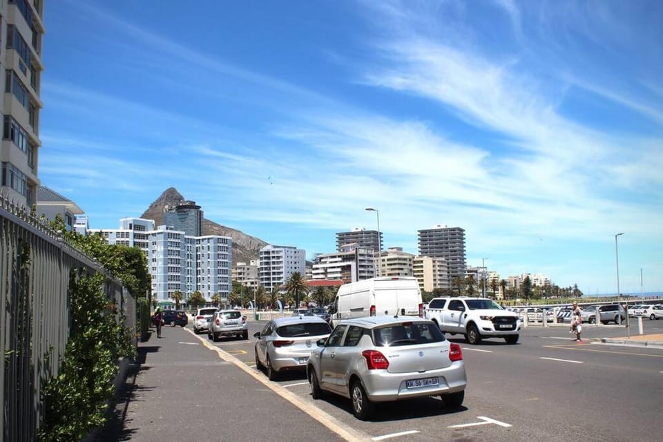 16 Serenity Studio - Dolphin Bay Apartment in Cape Town