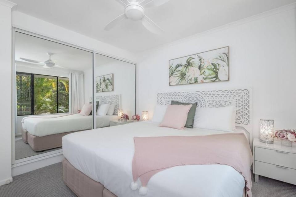 Tranquil Noosa retreat minutes from the river 40IP Apartment in Noosaville
