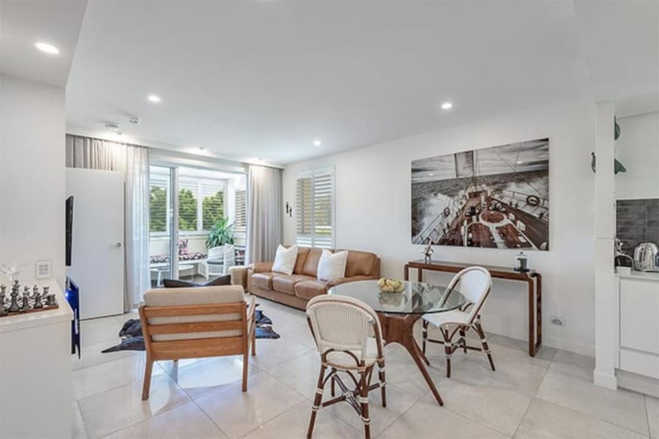 Luxury in the Heart of Hastings street 628 Apartment in Noosa Heads