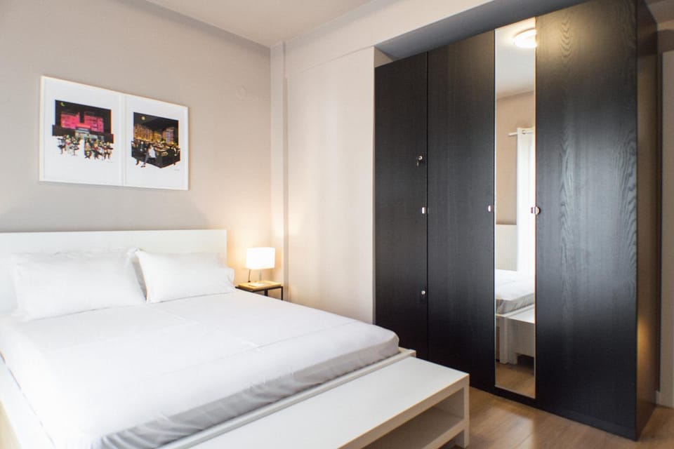 Bed, Photo of the whole room, Bedroom, wardrobe