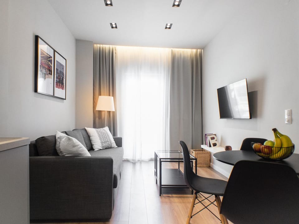 TV and multimedia, Living room, Seating area