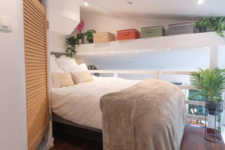 Duplex Parisien charmant en face métro13 Apartment in Paris