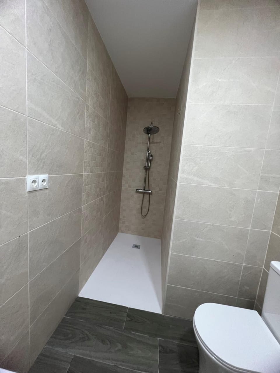 Apartamentos BEACHYDAYS Metropolis B Apartment in Torremolinos
