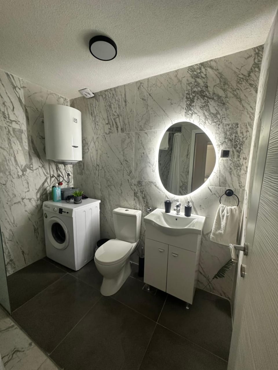 Toilet, Bathroom