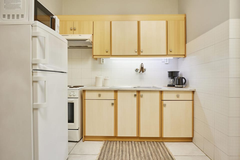 Coffee/tea facilities, Kitchen or kitchenette, minibar, pet friendly, toaster