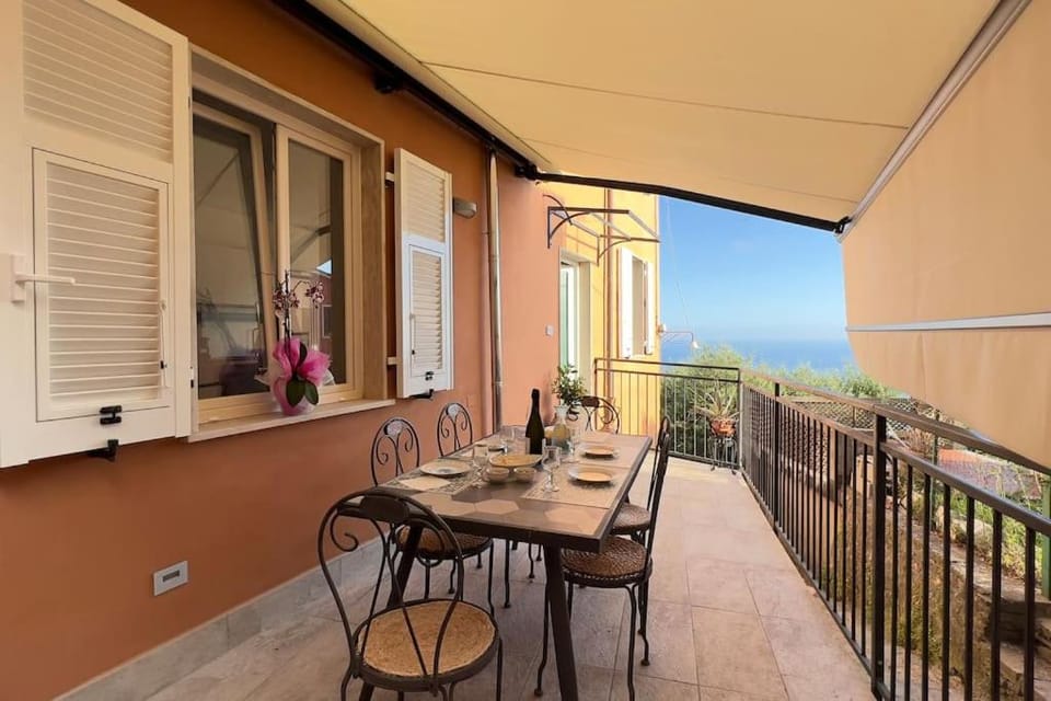 Balcony/Terrace, Balcony/Terrace