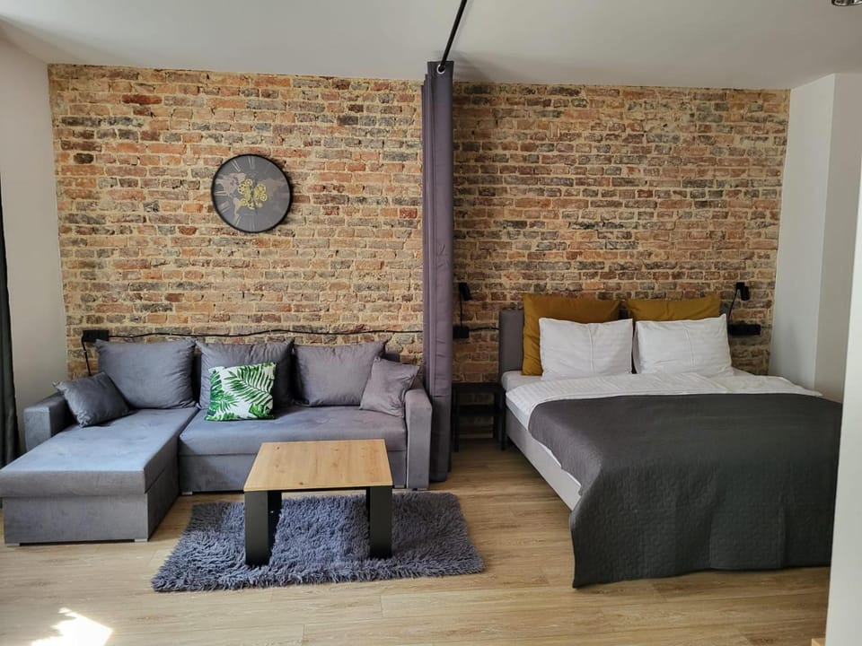 Photo of the whole room, Seating area, Bedroom