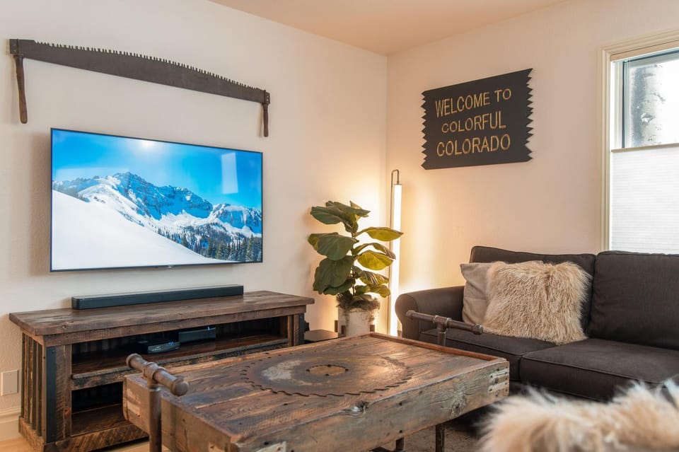 TV and multimedia, Living room