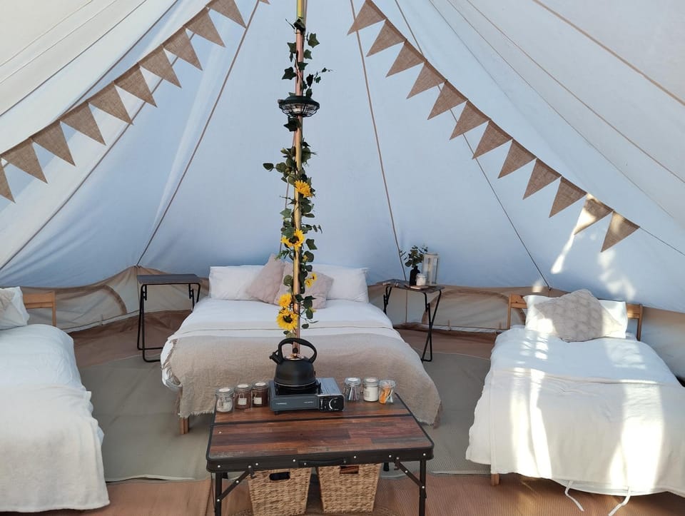 Porthleven Glamping Luxury tent in Porthleven