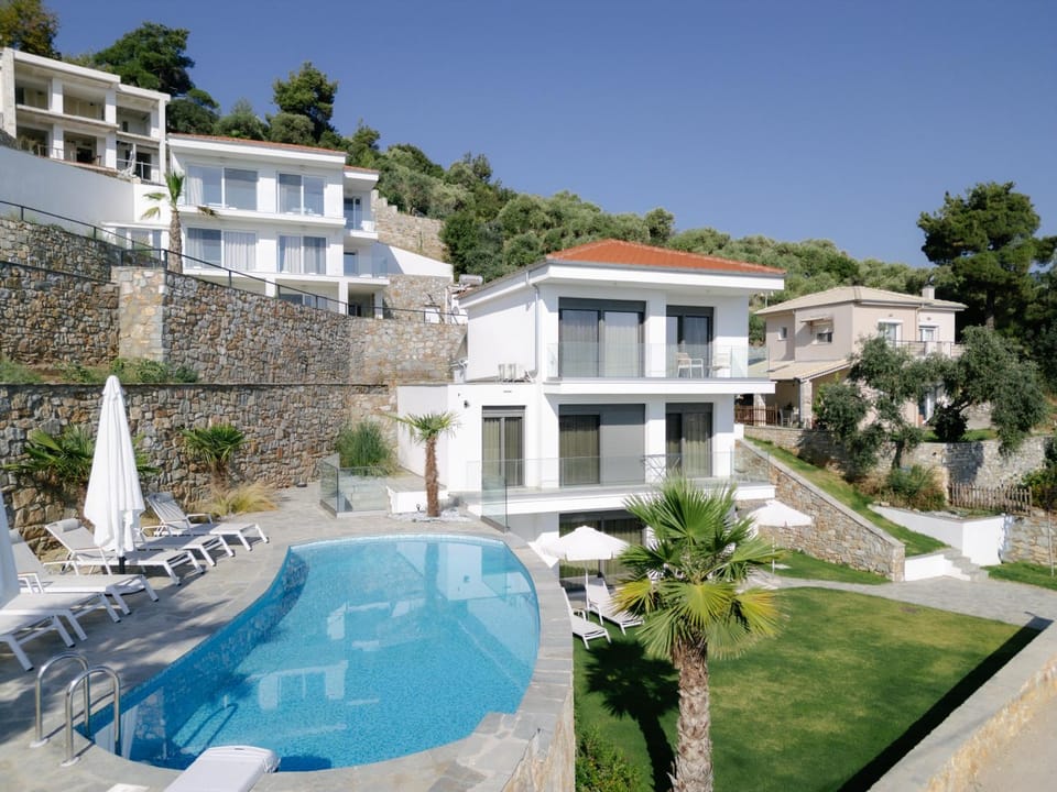 Hillside Villa - Pnoe Villa in Thasos