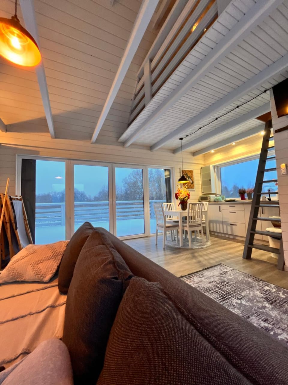Natural landscape, View (from property/room), Balcony/Terrace, Living room, Seating area, Dining area, Evening entertainment