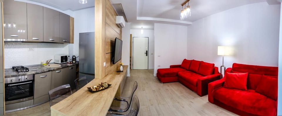 TV and multimedia, Kitchen or kitchenette, Seating area, Dining area