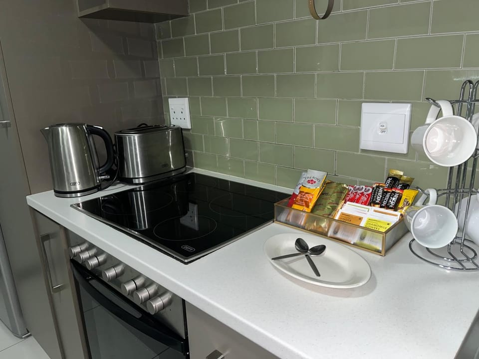 Coffee/tea facilities, Kitchen or kitchenette, pet friendly, stove