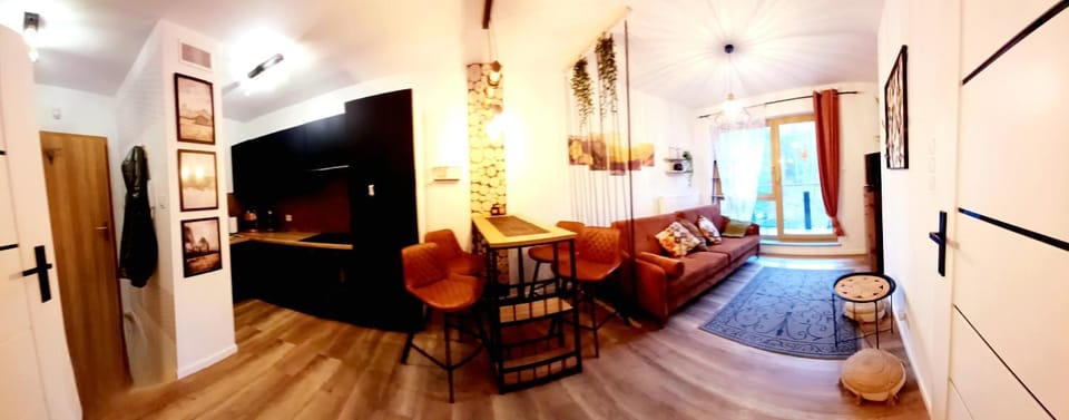 Apartamenty nad Złotym Potokiem Apartment in Lower Silesian Voivodeship