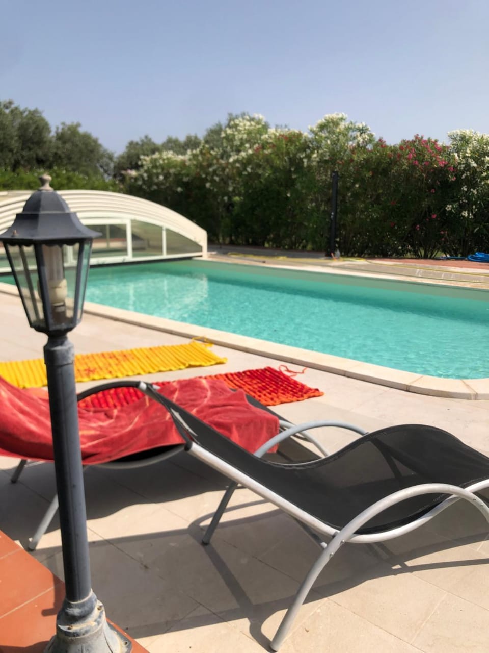 Swimming pool, sunbed