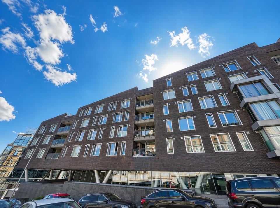 Property building, Day, Street view, Location, Parking