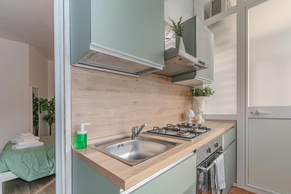 Loft Corso Trieste Free parking & Kitchen House in Bari