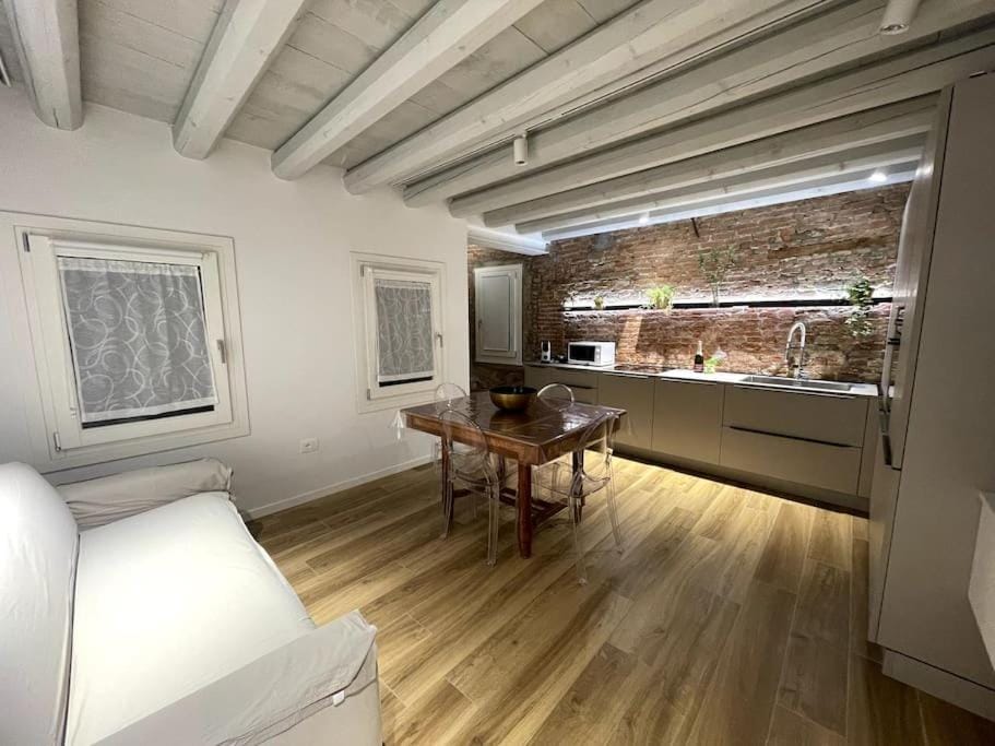 Antico Rudere Luxury Apartment Apartment in Chioggia