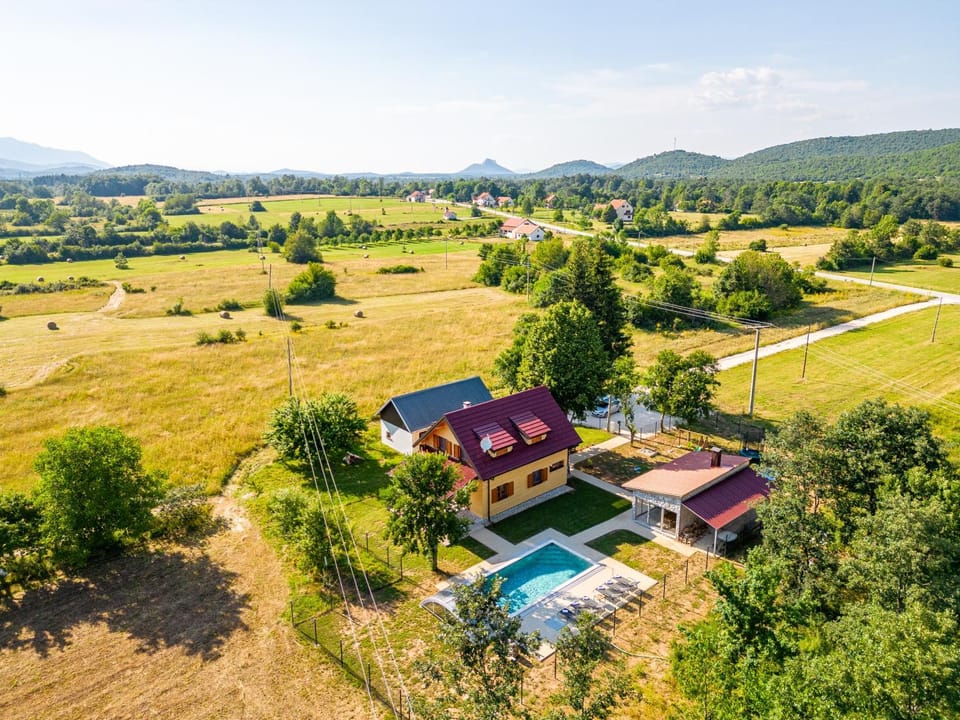 Vila Lipa Chalet in Zadar County