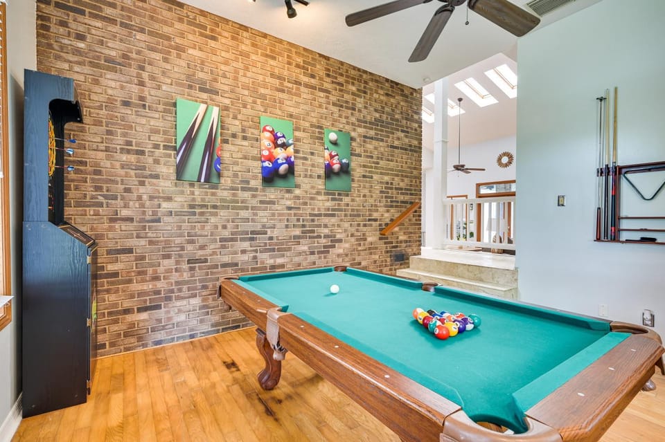2 Mi to Busch Gardens: Retreat in Scenic Community House in Tampa