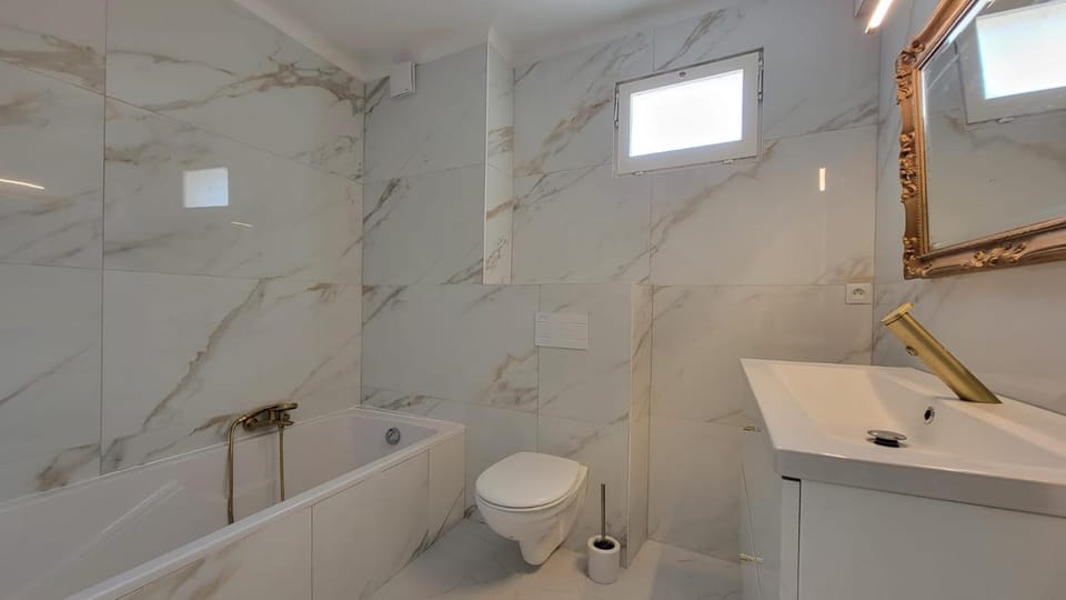 appartement neuf de 3 pieces avec climatisation Apartment in Nice