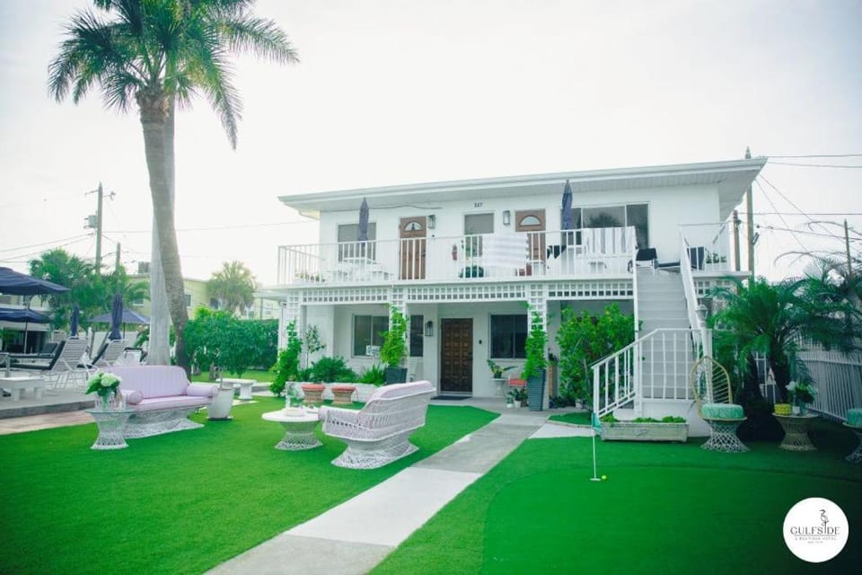 Gulfside Resort Unit 4 Apartment hotel in Saint Pete Beach