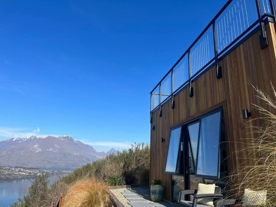 Property building, Natural landscape, Lake view, Mountain view