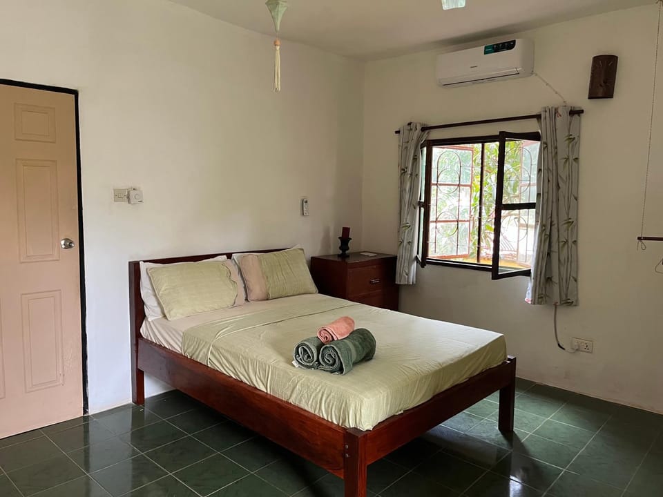 Boli Boli Guesthouse Bed and Breakfast in Senegal