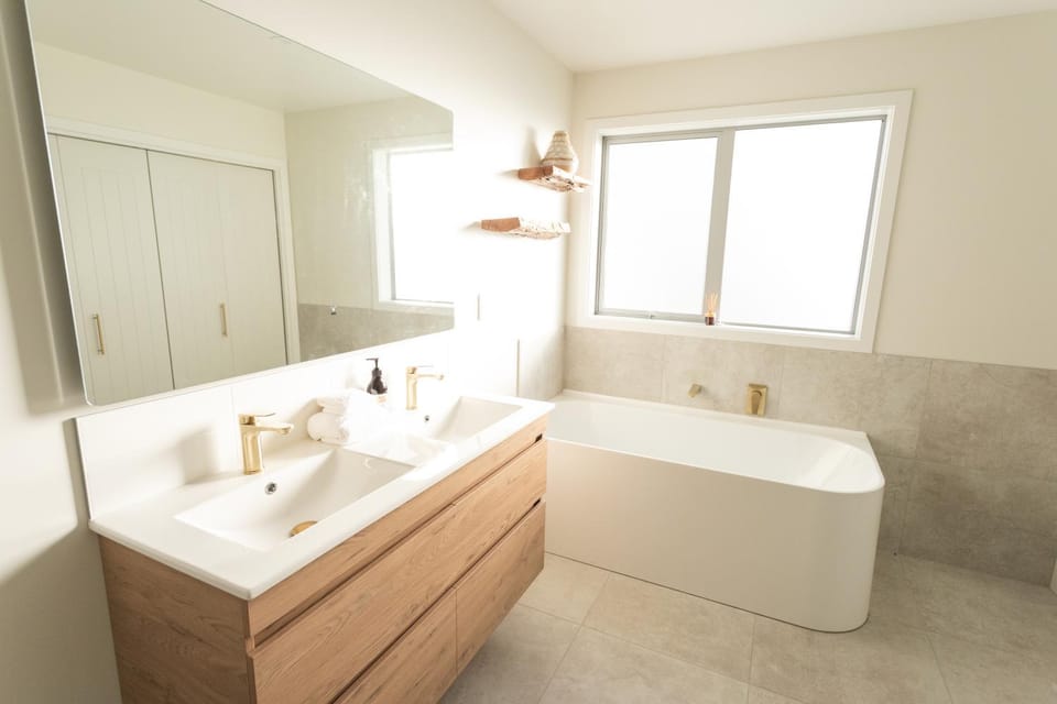 Bathroom, Bath