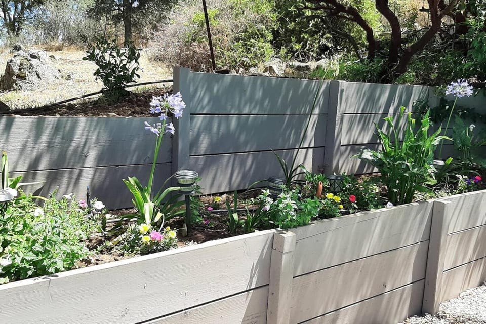 A Great Riverfront Retreat a Shangri-La Paradize House in Calaveras County