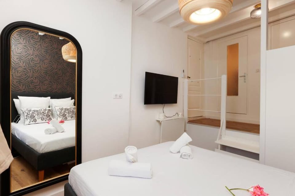 TV and multimedia, Bedroom