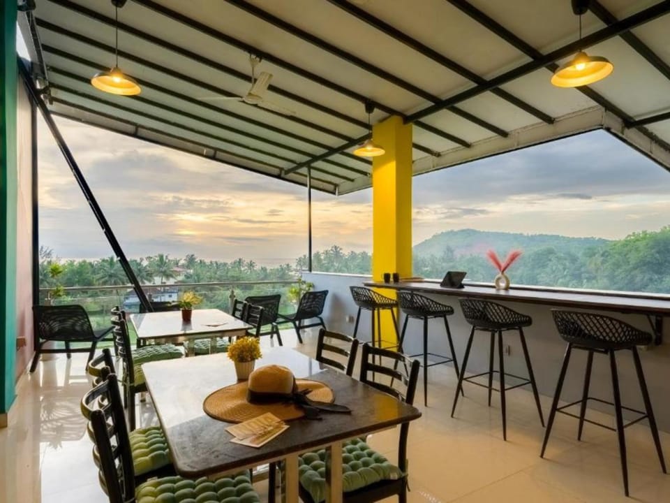 Day, Natural landscape, View (from property/room), Balcony/Terrace, Seating area