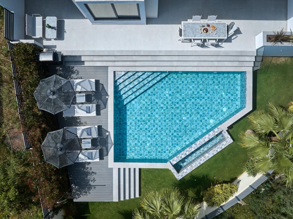 Bird's eye view, Pool view, Swimming pool, sunbed