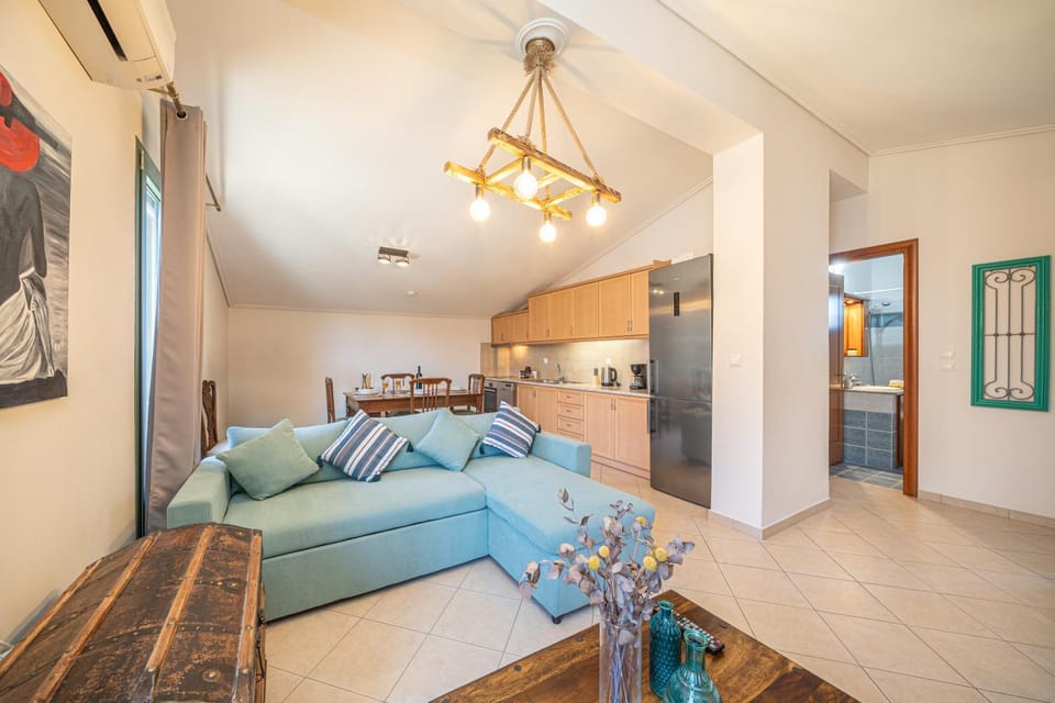 Living room, Decorative detail, hair dresser, kitchen, air conditioner